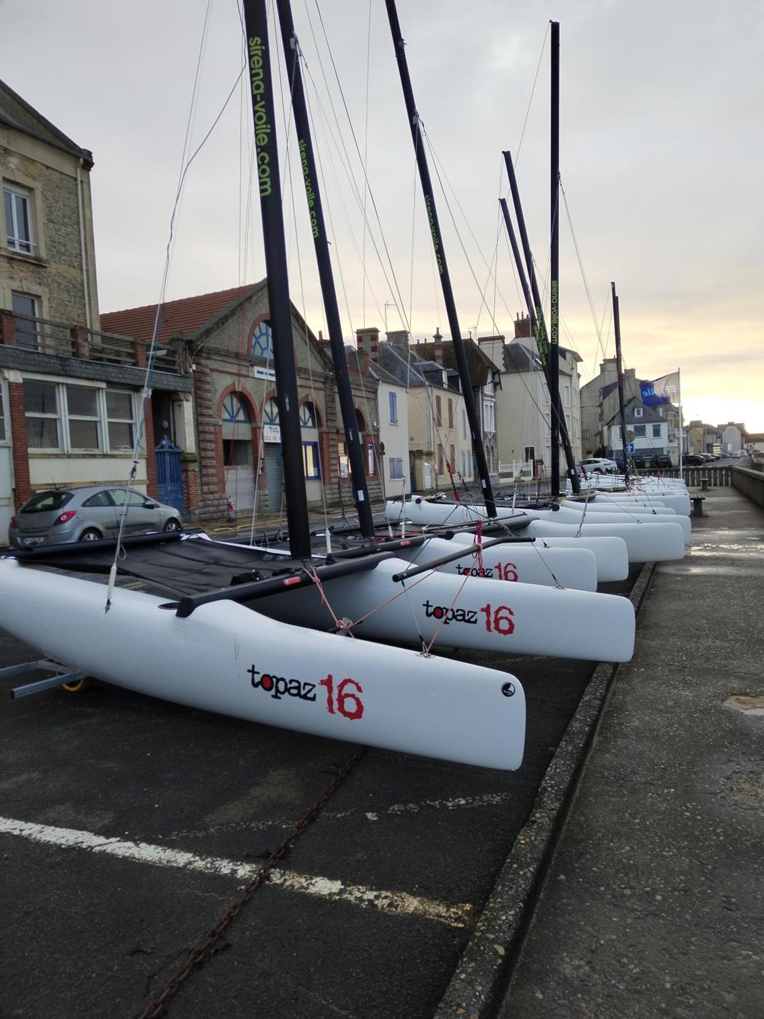 Liberation Classe 3 Etoiles Grandcamp-Maisy Eksteriør billede